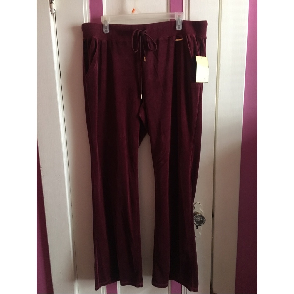 Michael Kors Sweatpants ❤️ - Picture 4 of 4